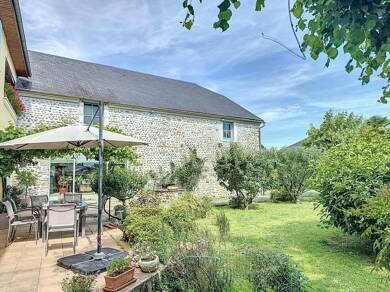 Maison à vendre 459 000 € 5 pièces 4 chambres 210 m² 1 525 m² de terrain Angaïs 64510