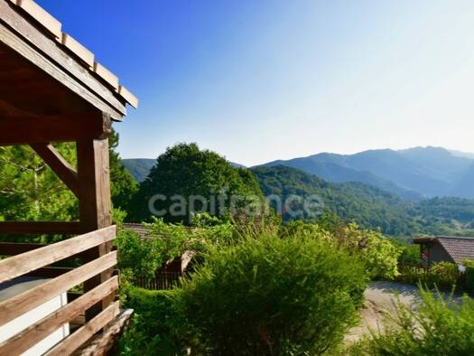 Maison à vendre 545 000 € 12 pièces 11 chambres 245 m² 3 800 m² de terrain Évisa 20126