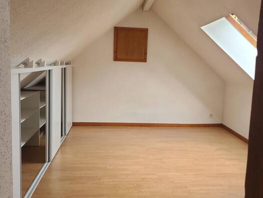 Appartement à louer 400 € 3 pièces 2 chambres 64 m² Villersexel 70110