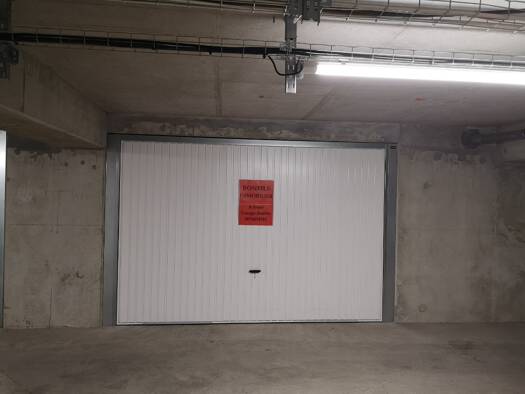 Parking à louer 211 € 22 m² Bellecroix-Pont d'Avignon Villeneuve-lès-Avignon 30400