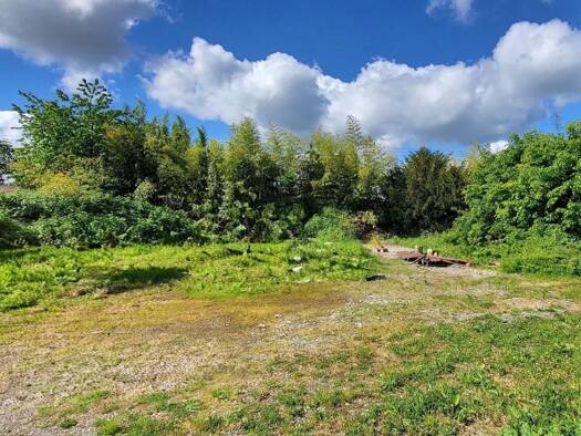 Terrain constructible viabilisé à vendre 75 250 € 1 641 m² de terrain Meroux-Moval 90400