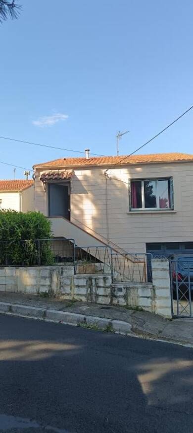 Villa à louer 800 € 3 pièces 2 chambres 68 m² disponible à partir du 23/07/2025 Ancien Hôpital Béziers 34500