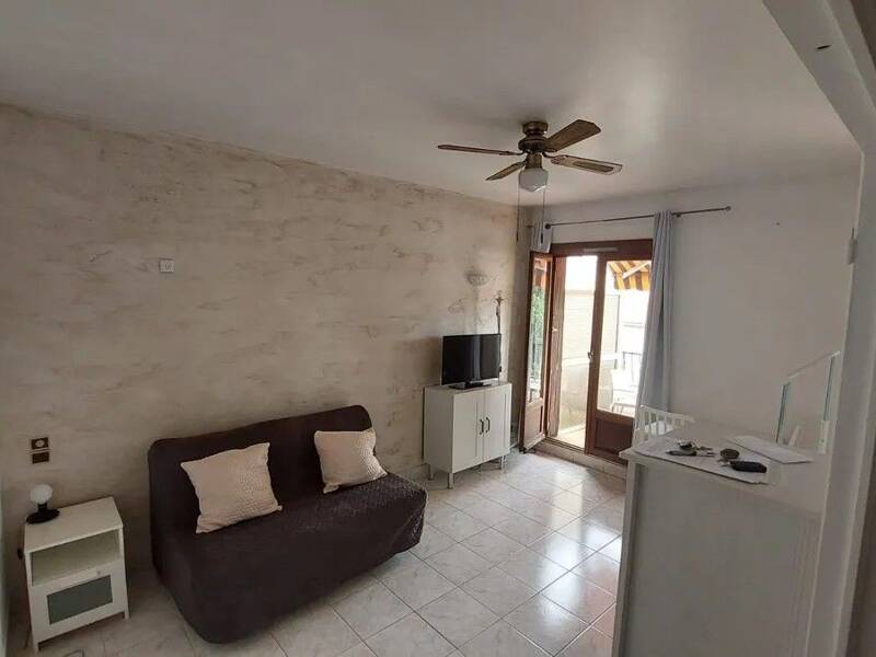 Maison à louer, 24m², MARSEILLE 11E