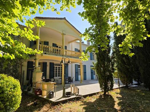 Maison à vendre 1 150 000 € 8 pièces 7 chambres 586 m² 29 000 m² de terrain Mazerolles 40090