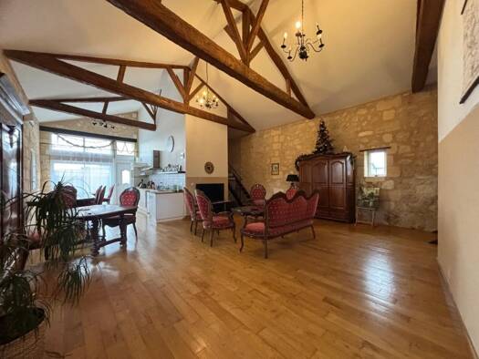 Maison de ville à vendre 1 470 000 € 20 pièces 5 chambres 500 m² 3 800 m² de terrain Lagrave-Le Bourg Ambarès-et-Lagrave 33440