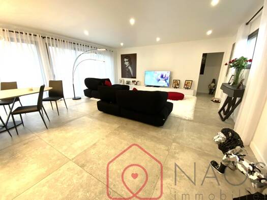 Maison de plain-pied à vendre 449 000 € 5 pièces 3 chambres 149 m² 970 m² de terrain Puceul 44390