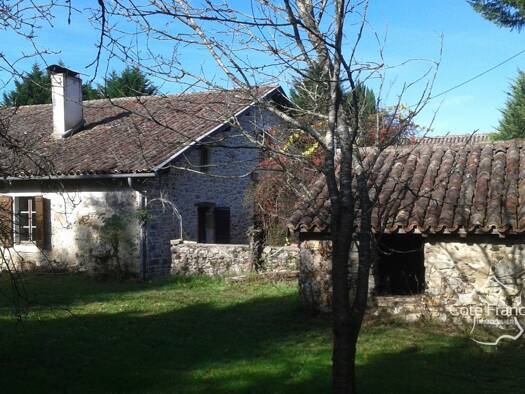 Ferme à vendre 545 000 € 11 pièces 7 chambres 387 m² 2 550 m² de terrain Saint-Étienne-d'Orthe 40300