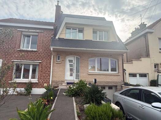 Maison à vendre 279 750 € 4 pièces 3 chambres 106 m² 535 m² de terrain Petite Synthe-Meunerie-Dessinguez Dunkerque 59640
