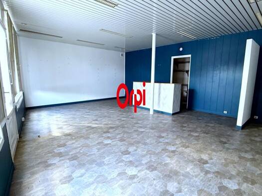 Local commercial à louer 450 € Chavignon 02000