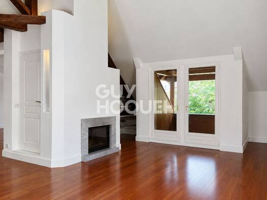 Appartement à vendre 799 000 € 5 pièces 3 chambres 161,15 m² Étage 2/2 Sevrier 74320