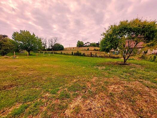 Terrain constructible à vendre 108 000 € 863 m² de terrain Guiche 64520