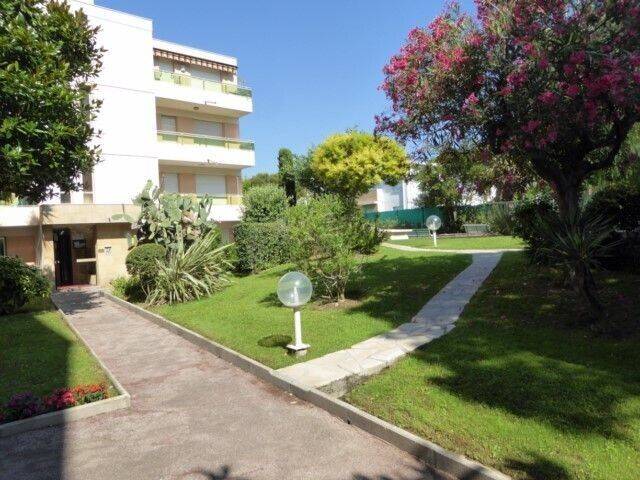Maison à louer, 33m², ANTIBES