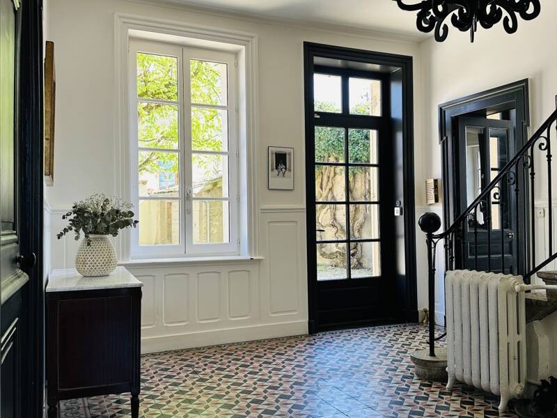 Maison à vendre, 397m², SAINT GENIS LAVAL