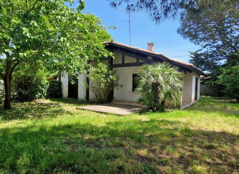 Maison de plain-pied à vendre 449 000 € 4 pièces 3<br/>chambres 95 m²<br/>superficie 946 m²<br/>terrain Gujan Mestras 33470