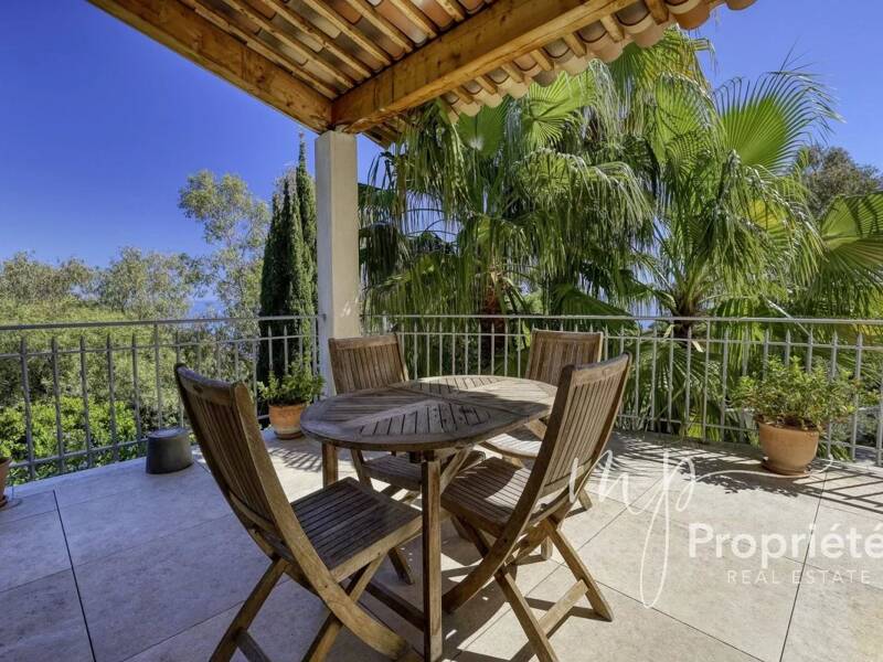 Maison à vendre, 195m², RAYOL CANADEL SUR MER