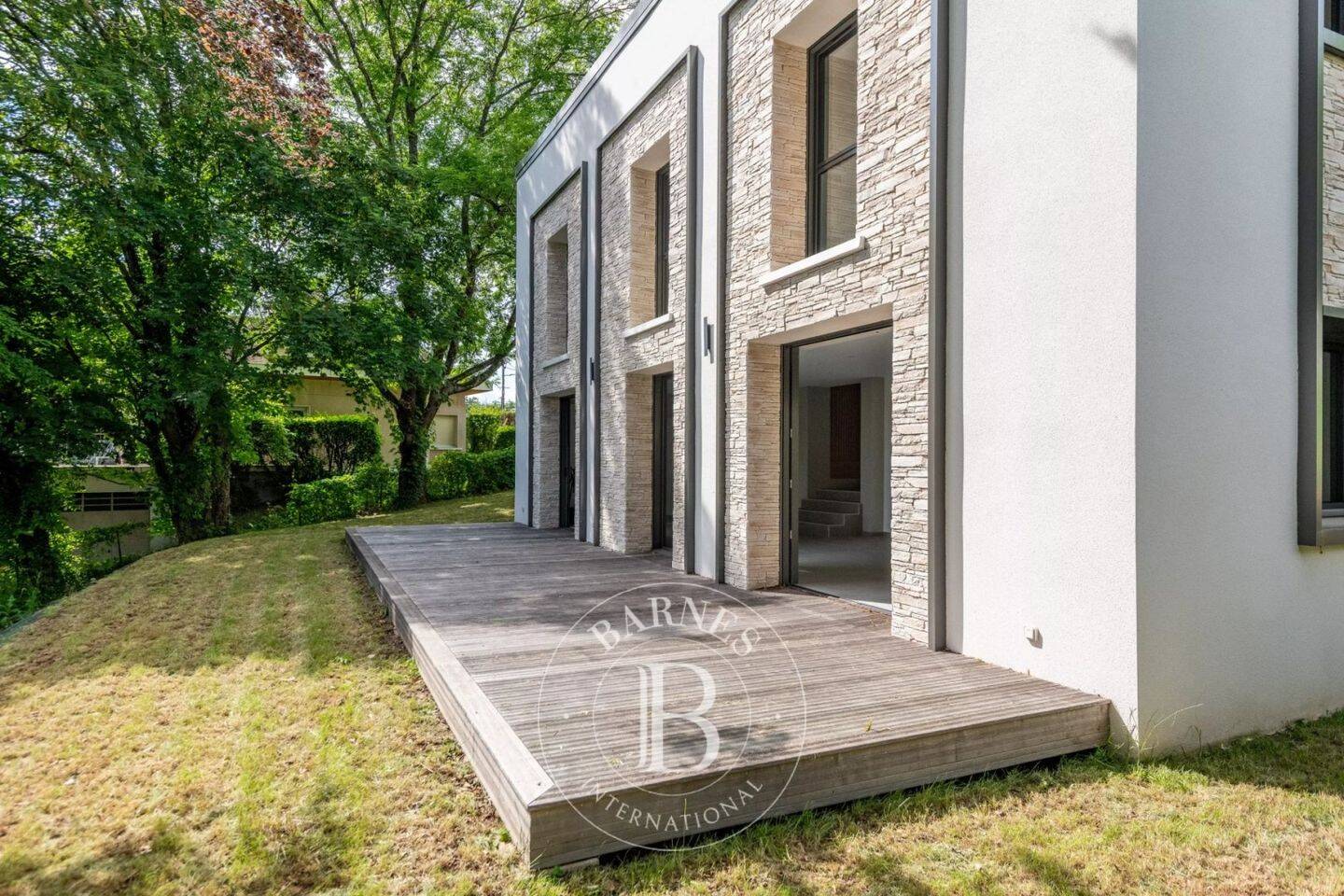 Maison à vendre, 176m², TASSIN LA DEMI LUNE