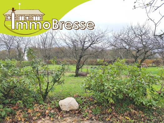 Terrain constructible à vendre 69 000 € 950 m² de terrain Polliat 01310