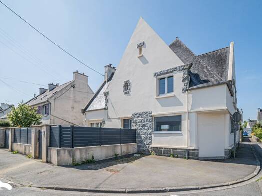 Maison à vendre 262 400 € 6 pièces 5 chambres 166 m² 270 m² de terrain Porsmeur-Pors An Trez-Kernegues Morlaix 29600