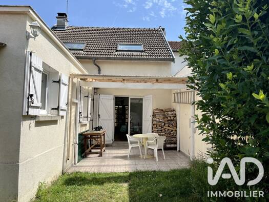 Maison à vendre 242 500 € 5 pièces 3 chambres 91 m² 169 m² de terrain Maison Blanche-Wilson Reims 51100