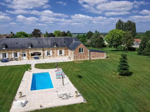 Demeure à vendre 780 000 € 14 pièces 5 chambres 377 m² 9 000 m² de terrain Flavy-le-Meldeux 60640