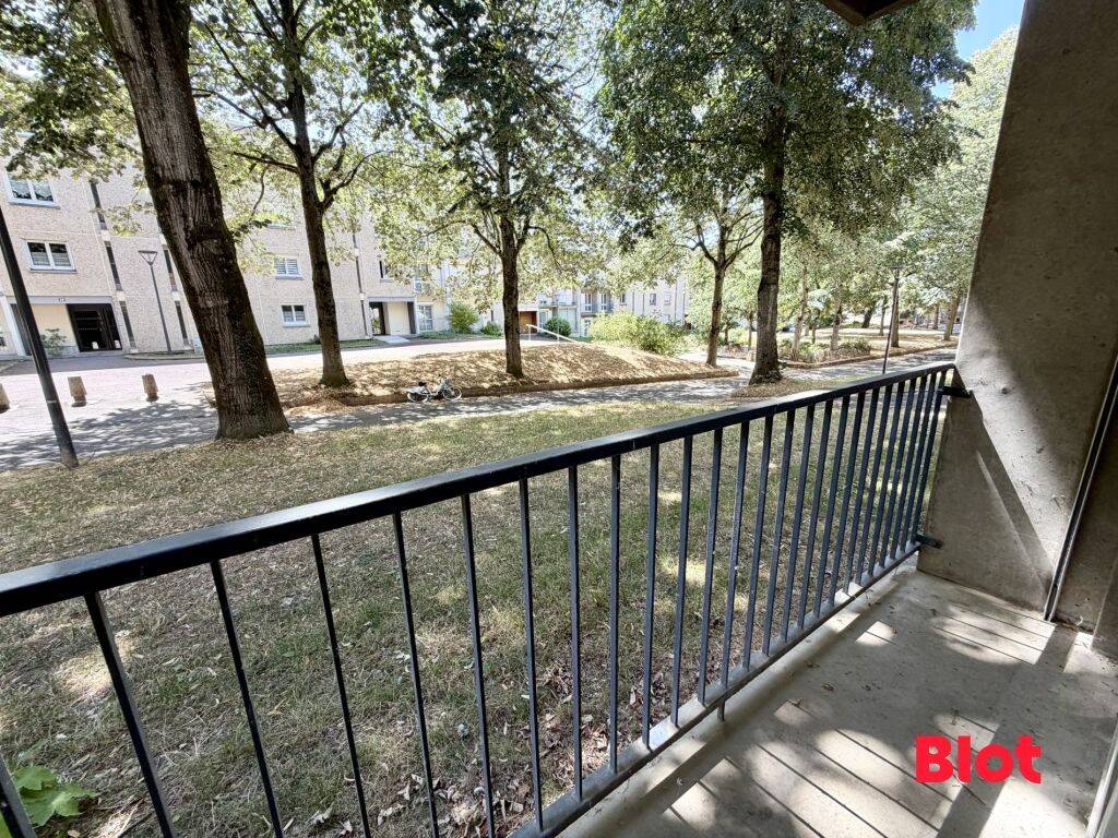 À VENDRE EN EXCLUSIVITÉ PAR BLOT - APPARTEMENT T4 - INVESTISSEME — 3