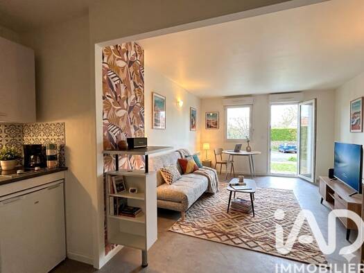 Appartement à louer 445 € 1 pièce 24 m² RDC/4 Alouette Joué-lès-Tours 37300