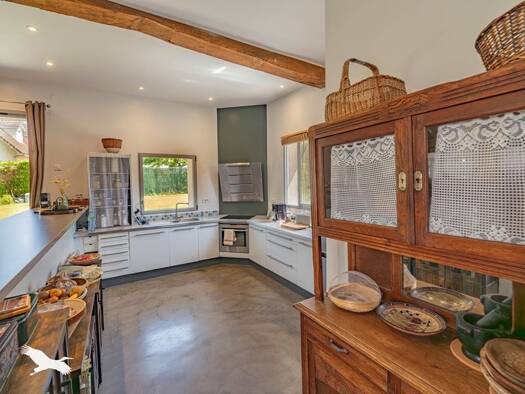 Maison de plain-pied à vendre 448 232 € 5 pièces 4 chambres 175 m² 650 m² de terrain Sud Est Lescar 64230