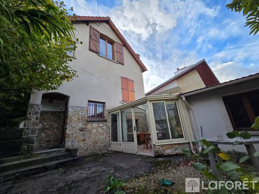 Maison à vendre 495 000 € 6 pièces 5 chambres 123 m² 426 m² de terrain Haut Mondétour Orsay 91400