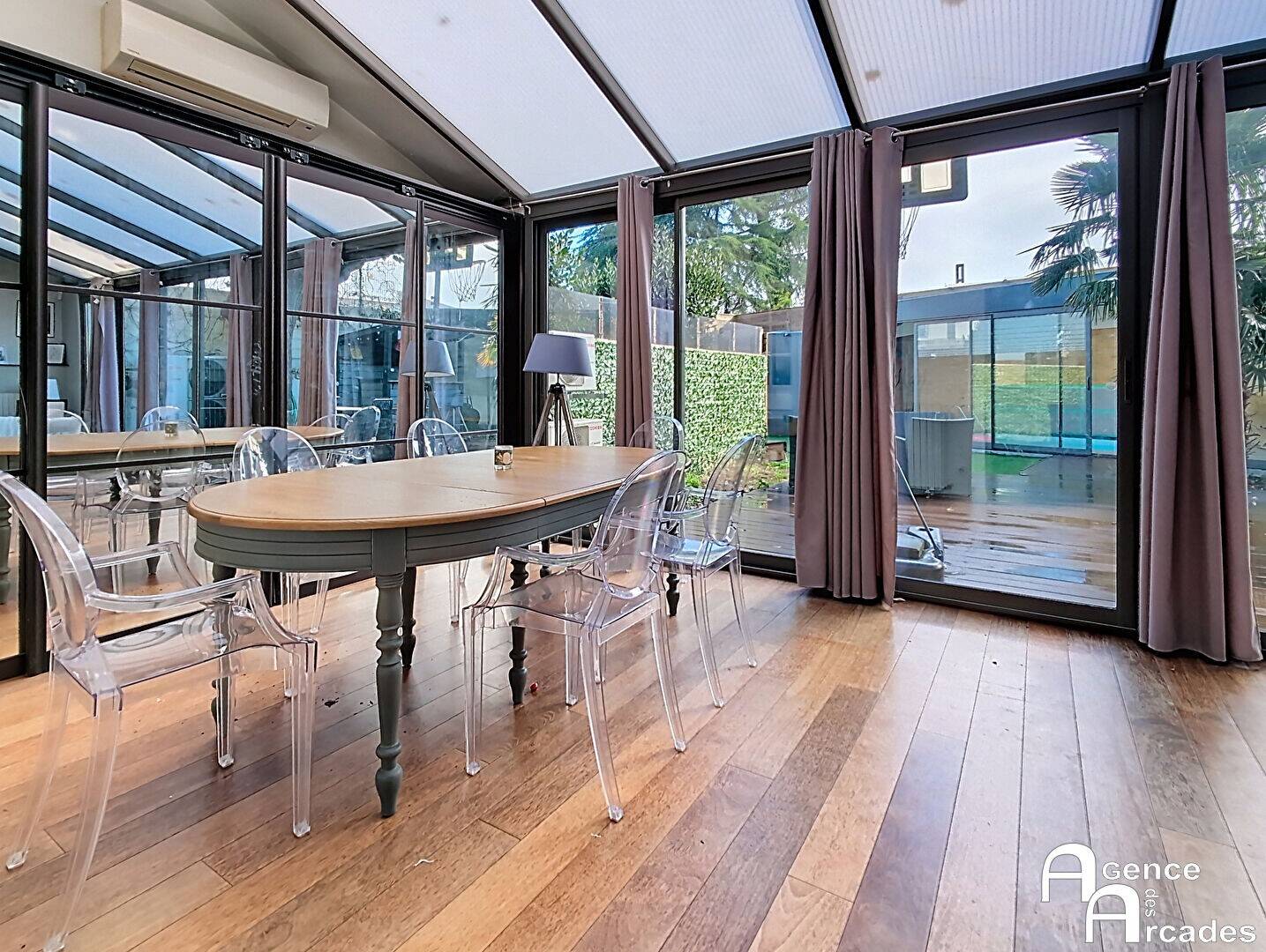 Maison à vendre, 250m², LIBOURNE