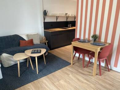 Appartement à louer 790 € 1 pièce 24 m² 1er étage Centre Vieux Bourg Le Plessis Bouchard 95130