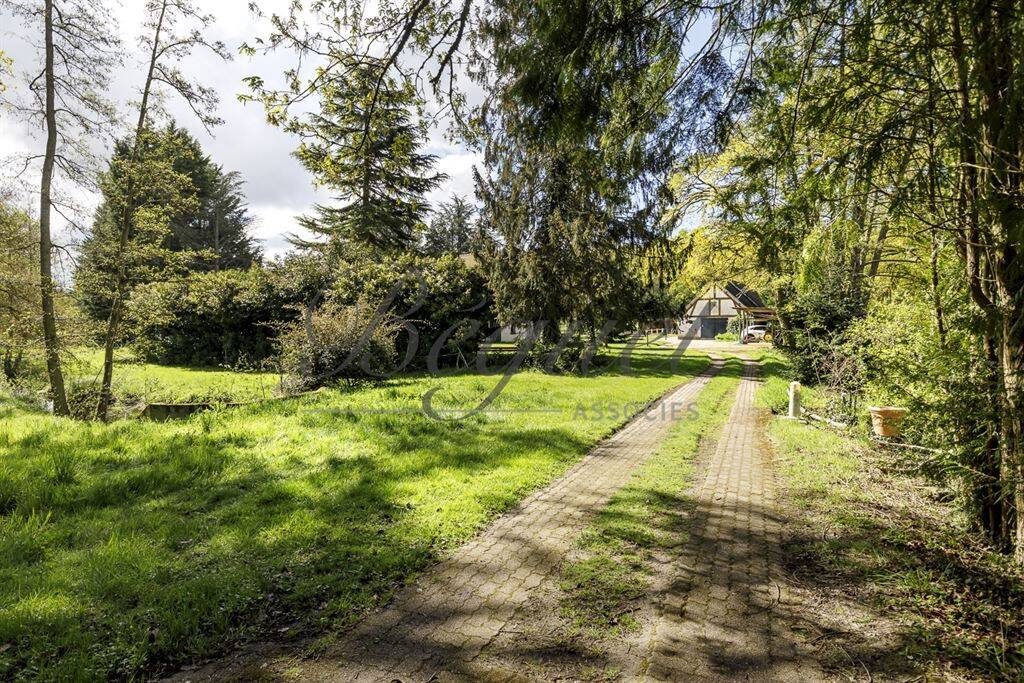 Maison à vendre, 360m², POIGNY LA FORET