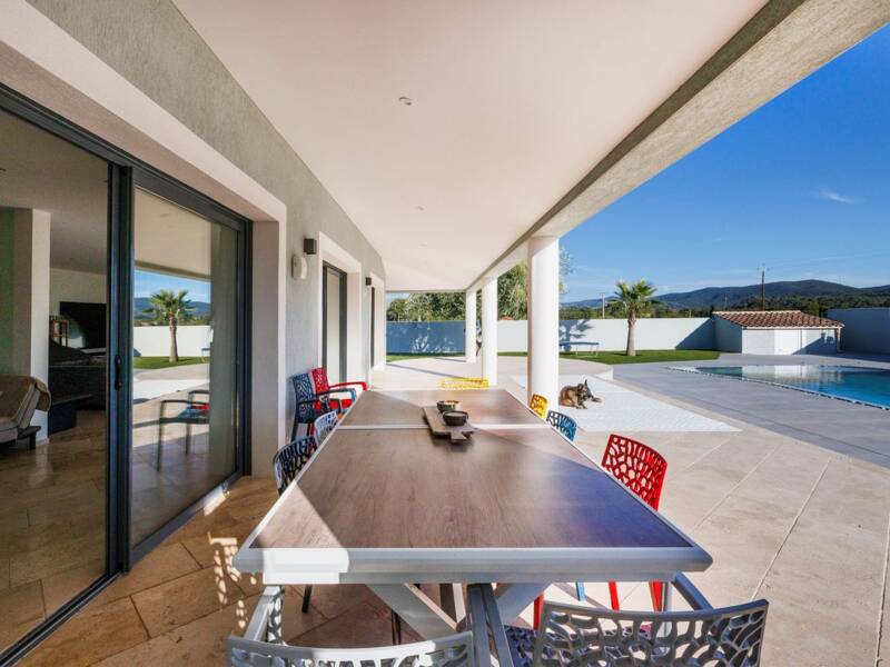 Maison à vendre, 318m², PIERREFEU DU VAR