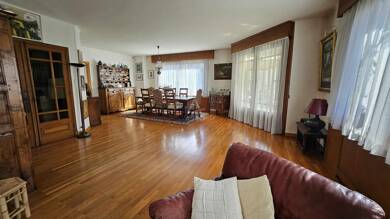 Maison à vendre 575 000 € 8 pièces 7 chambres 255 m² 1 295 m² de terrain Centre Ville Albertville 73200