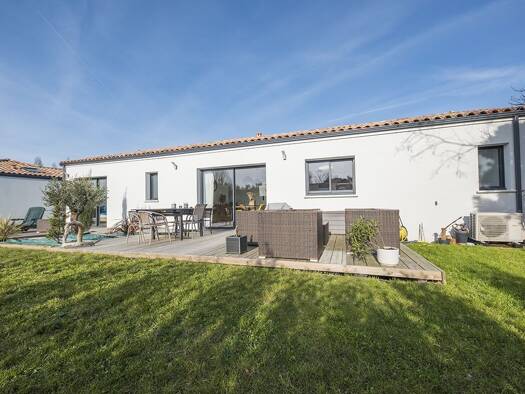 Terrain avec maison neuve à vendre 175 625 € 4 pièces 3 chambres 90 m² 2 703 m² de terrain Réparsac 16200