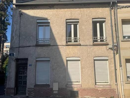 Immeuble à vendre 118 900 € 93 m² Centre Ville Saint-Quentin 02100