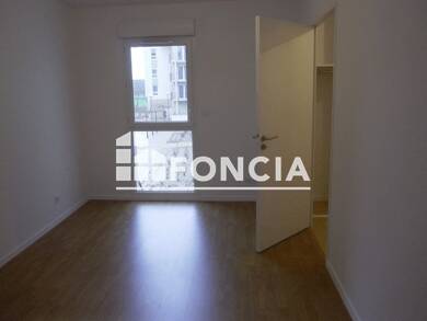 Appartement à louer 690 € 2 pièces 1 chambre 43,1 m² 1er étage Hauts de Saint Aubin Angers 49100