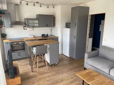 Appartement à louer 950 € 1 pièce 29 m² Dernier étage, Étage 2/2 Voltaire Châtenay-Malabry 92290