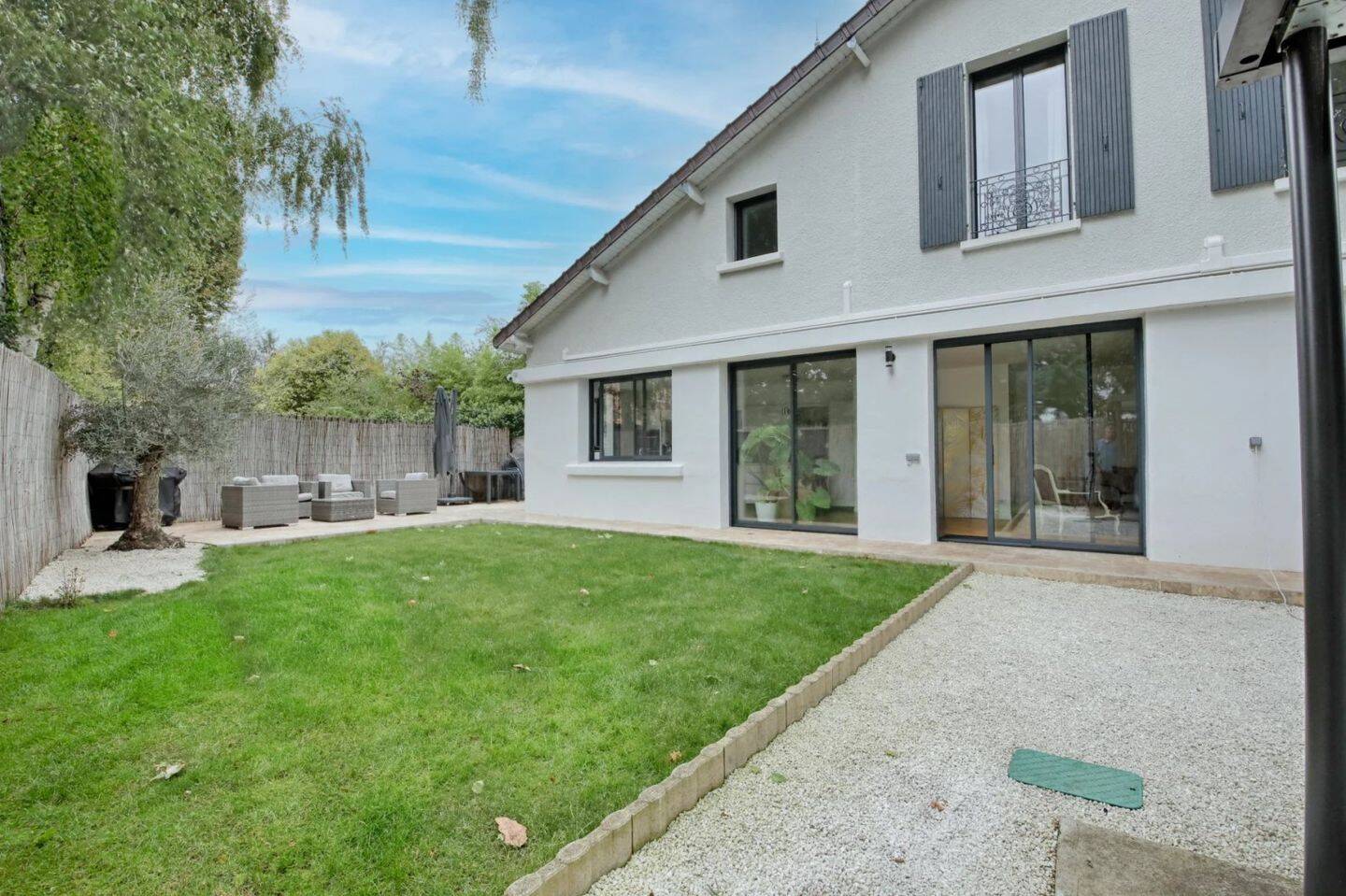 Maison à vendre, 111m², SAINT MAUR DES FOSSES