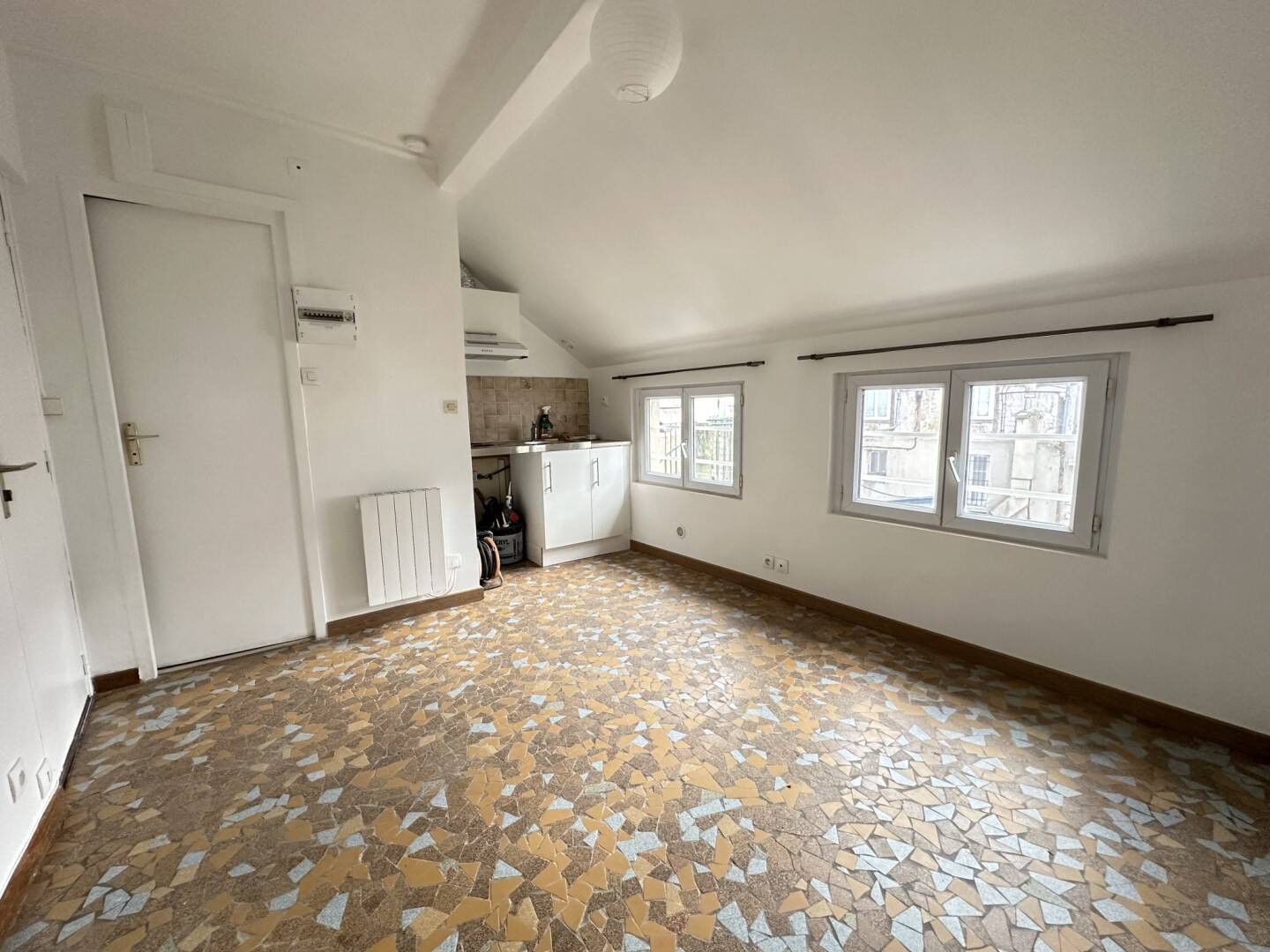 Maison à louer, 13m², CORBEIL ESSONNES