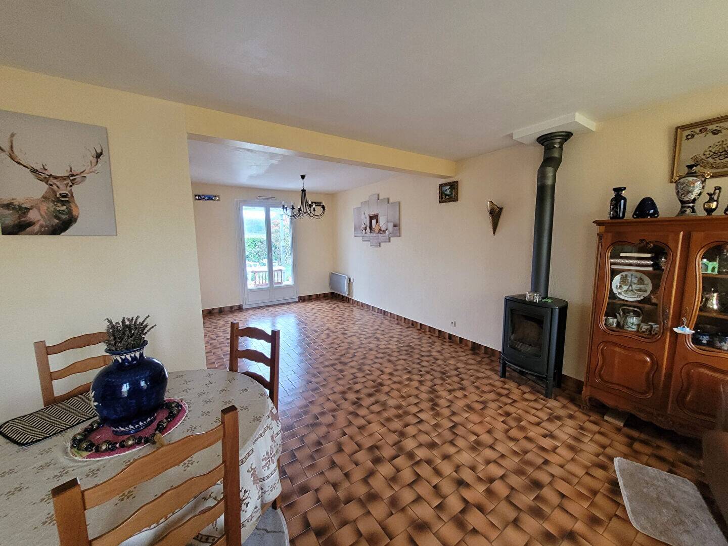 Maison à vendre, 119m², SAINT LYE LA FORET