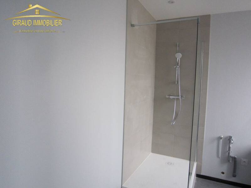 Maison à louer, 58m², POUILLY SOUS CHARLIEU