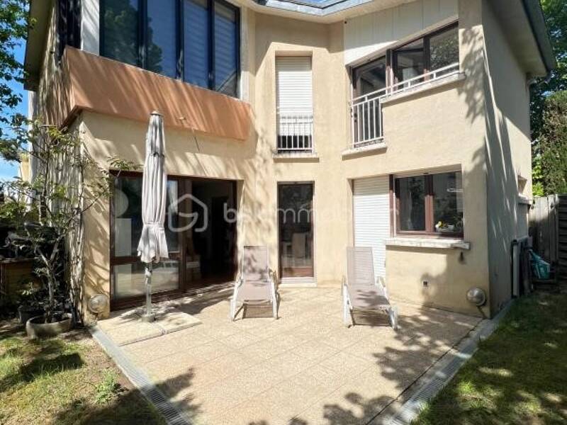 Maison à vendre, 105m², SAINT MAUR DES FOSSES