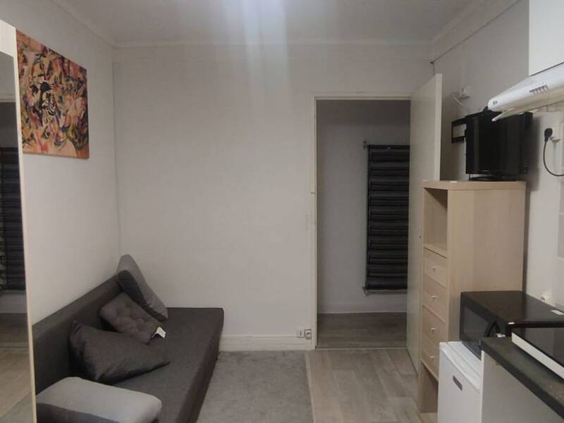 Maison à louer, 11m², PARIS 16E