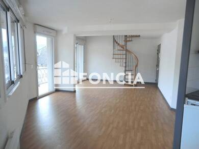 Duplex à louer 645 € 3 pièces 2 chambres 74,7 m² 3ème étage Centre-Soum Lourdes 65100