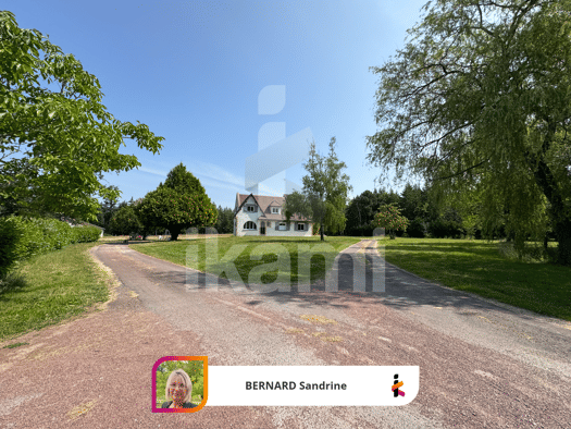 Maison à vendre 388 500 € 7 pièces 4 chambres 161 m² 19 110 m² de terrain Romorantin Est Romorantin-Lanthenay 41200