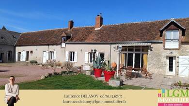 Maison à vendre 331 500 € 9 pièces 5 chambres 409 m² 2 360 m² de terrain Centre Ville Vendôme 41100