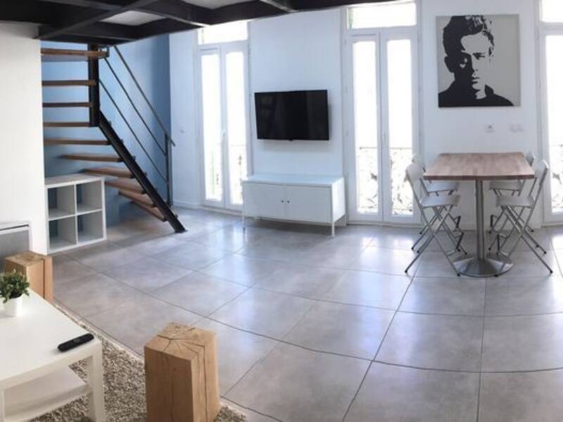 Maison à louer, 58m², MARSEILLE 5E