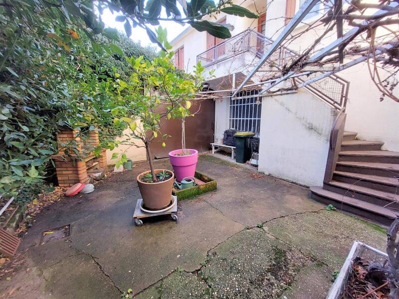 Maison à vendre, 435m², VENISSIEUX
