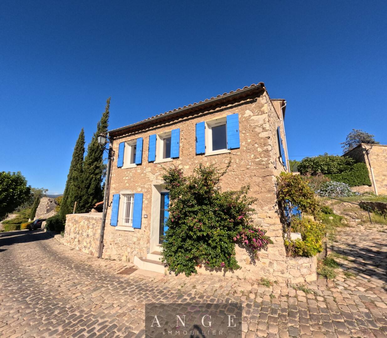Maison à vendre, 90m², SOLLIES VILLE