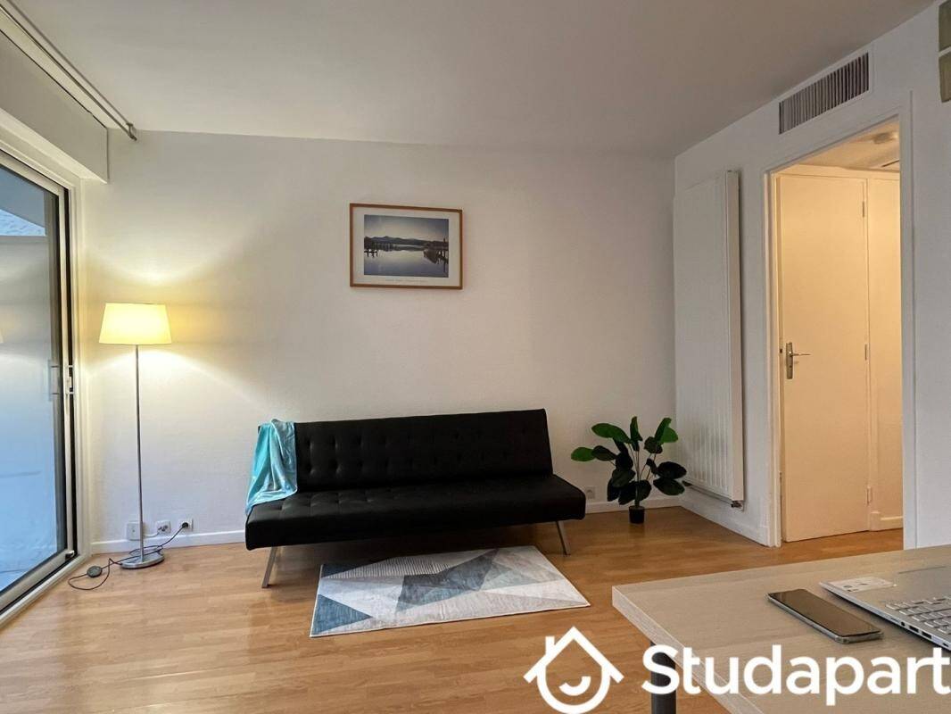Maison à louer, 30m², COURBEVOIE